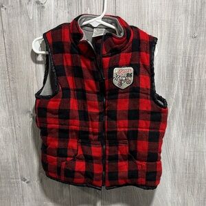 Red and Black Checkered Fleece Lined Kids Vest. Y1